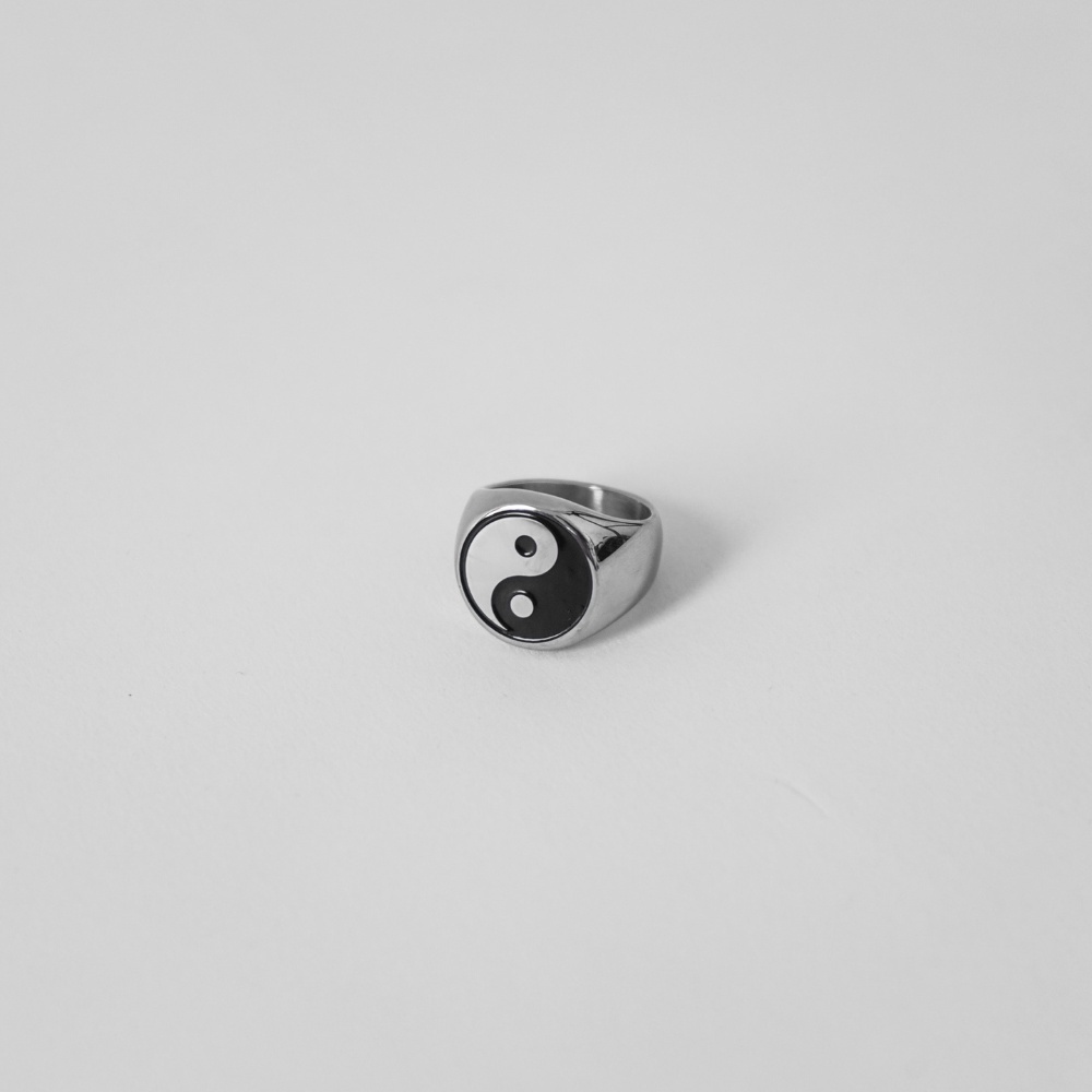 JelitaFash- Hierarchy Studios - Big Yin Yang Ring