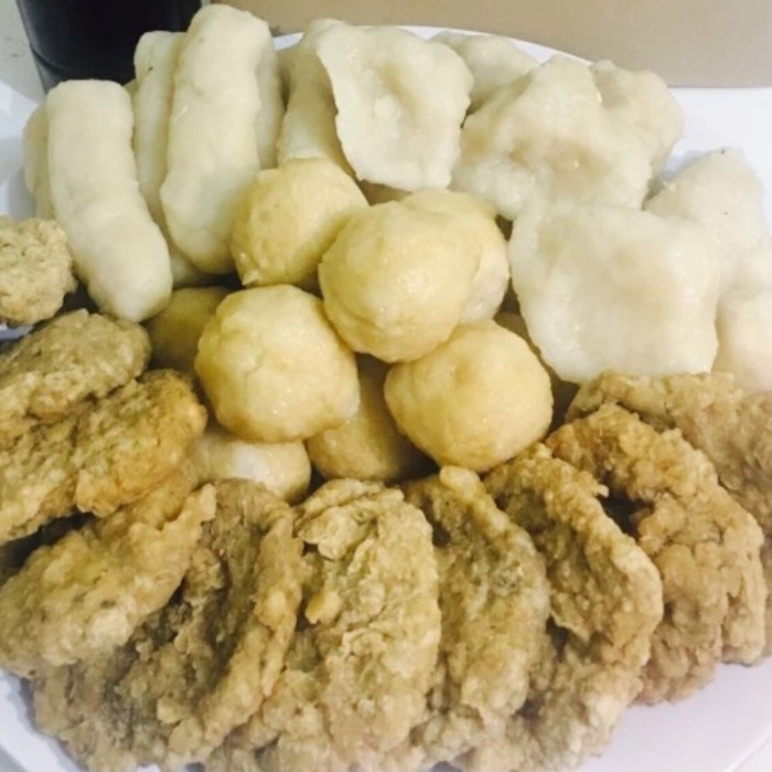 

terbaru !!! pempek tenggiri 40 pcs mini campur asli palembang ( di jamin enak dan murah) ready