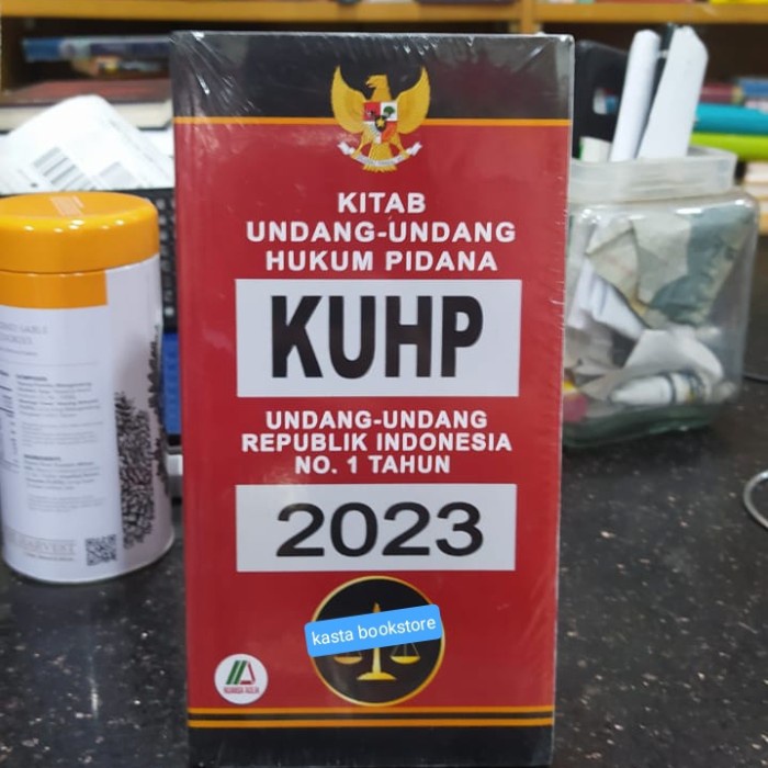 

Promo Kuhp Baru 2023 Undang-Undang No 1 Original Packing Aman