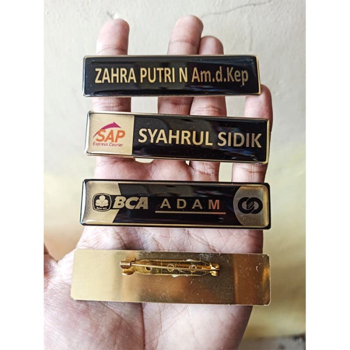 

GRATIS ONGKIR Nametag Kuningan Nama Dada Name tag Akrilik Peniti/Paku/Magnet