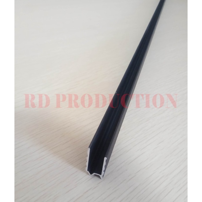LIST ALUMUNIUM M 1 meter HITAM list u Lis HARDCASE