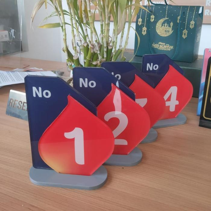 

Promo Sign Nomor Meja Customer Service Telkomsel - Akrilik Packing Aman