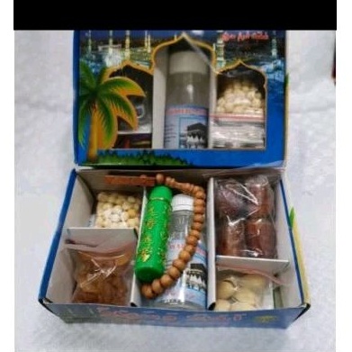 

FLASH SALE PAKET OLE OLE UMROH HAJI