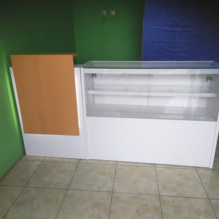 Etalase Kasir Toko/Ruko Minimalis Trendy Dengan Lampu