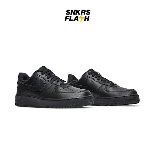NIKE Air Force 1 07 Triple Black Sepatu Sneakers Wanita - DD8959001 - Size 37.5