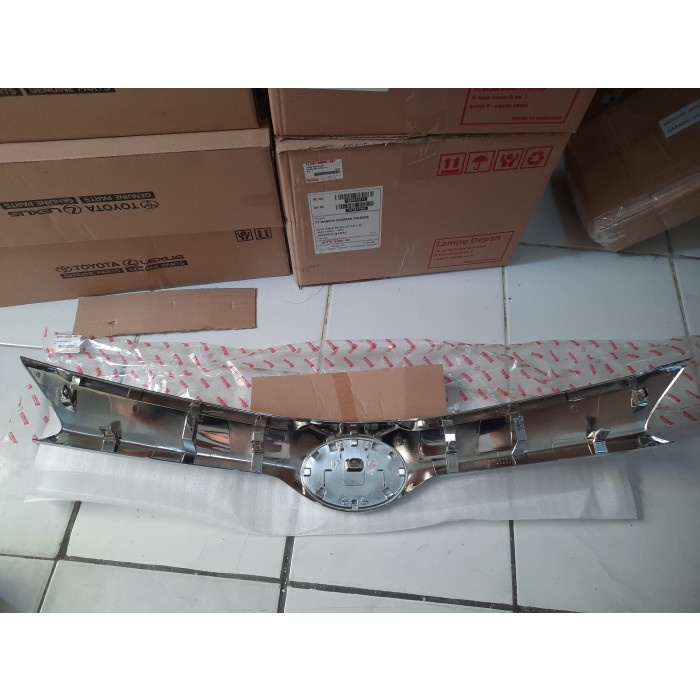 Sarung Mobil List Lis Grill Grille Radiator Avanza Veloz 2015 2016 2017 2018 Ori