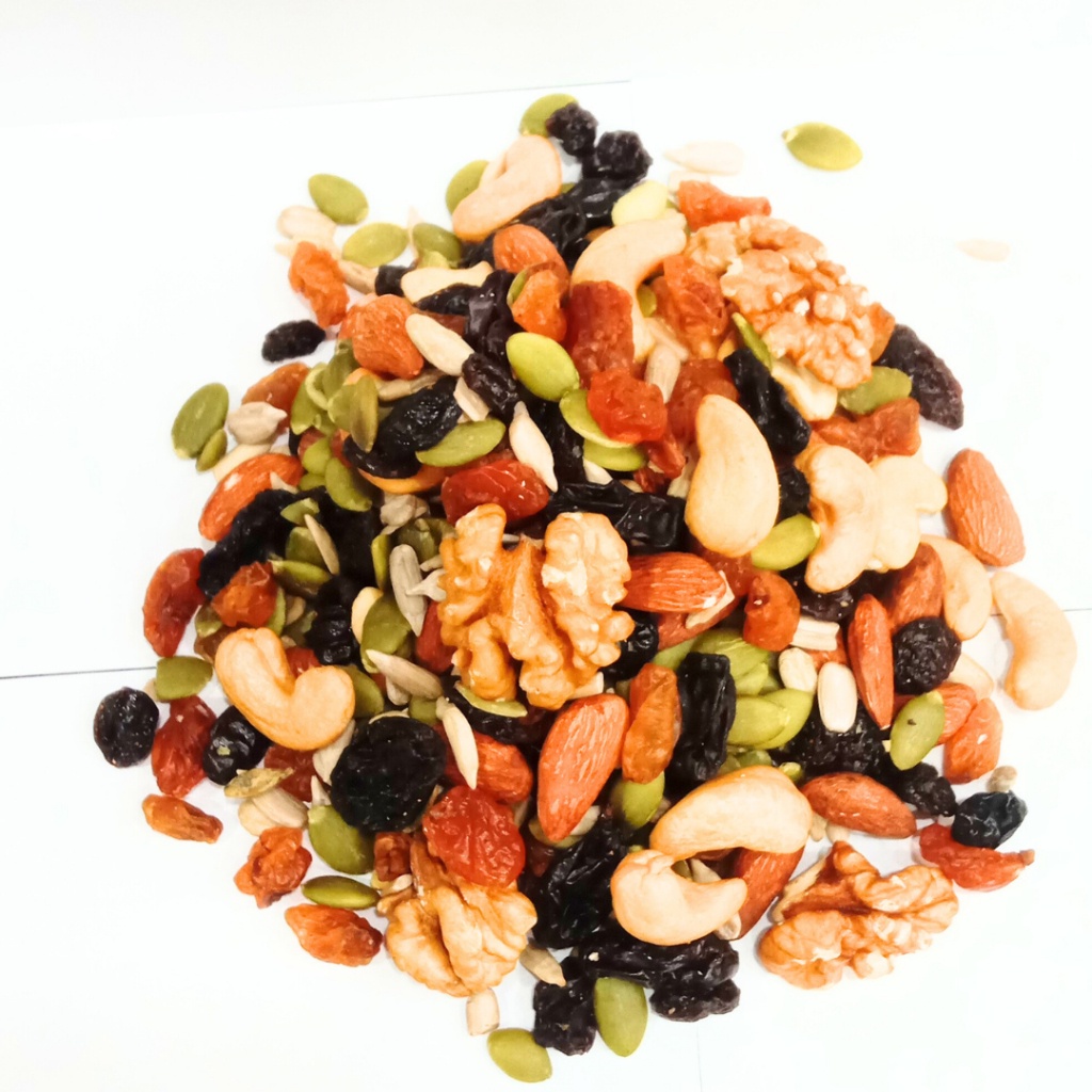 

A 500Gram Cemilan Sehat / Trail Mix / Kacang Trail Mix / Healthy Snacks & Fruits