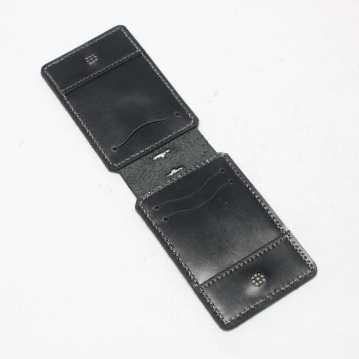 

pintar- Id card holder model lipat - name tag magnet tali warna hitam PHID652