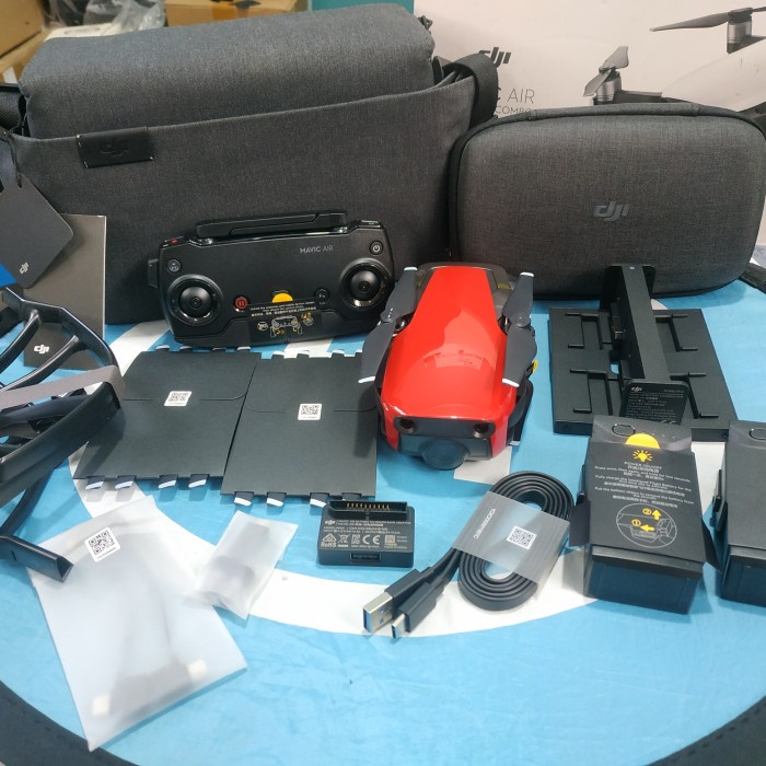 Mavic Air Fly More Combo New Red
