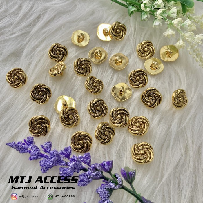 

Kancing Emas 144 pcs Ukuran 24 (1,5 cm) Type 30017