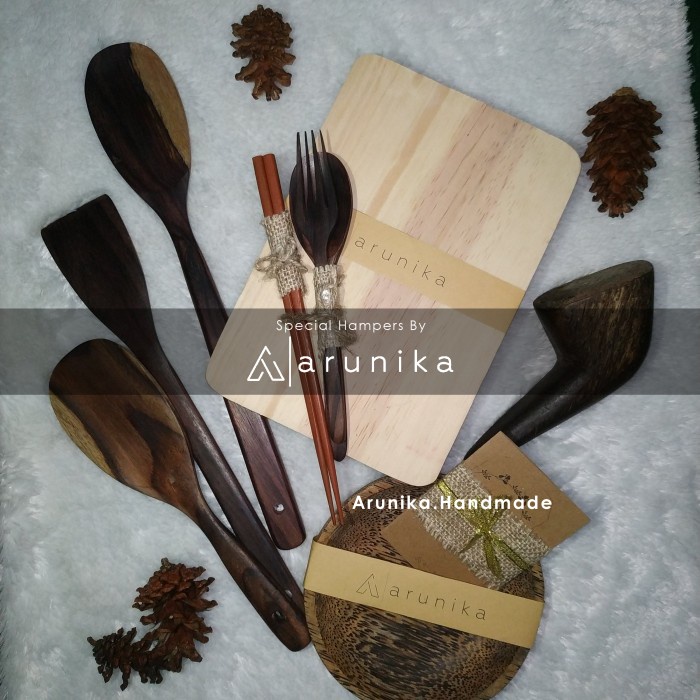 

party- Arunika Hampers Alat Masak Kayu Hadiah Pernikahan / Ulang Tahun
