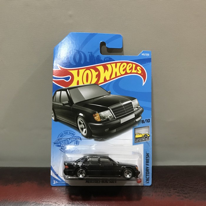 HOTWHEELS MERCEDES BENZ 500E