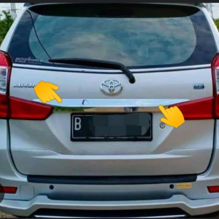 Trunklid List Chrome Pintu Bagasi Avanza / Xenia 2016-2018 Original