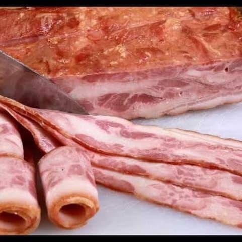 Lezat- smoke bacon babi - streaky pork bacon 500gr Premium