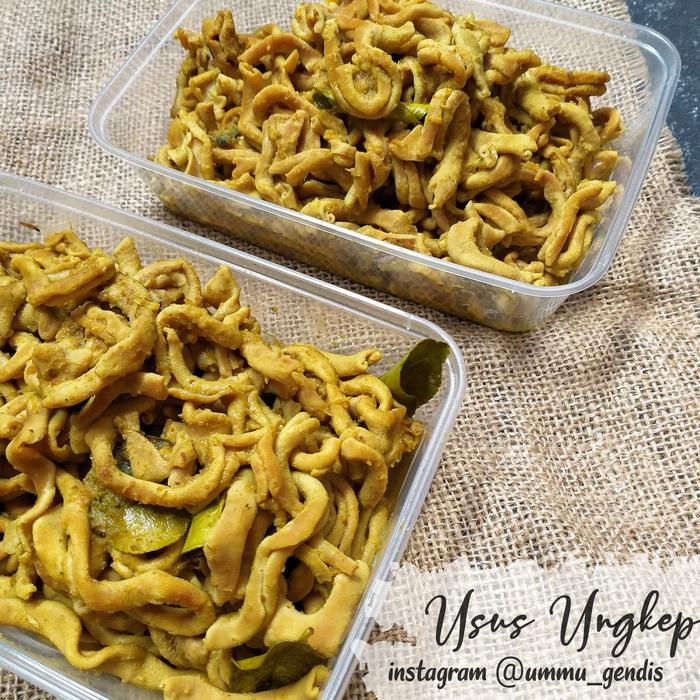

Lezat- Usus ungkep-usus ayam ungkep -usus ungkep bumbu kuning