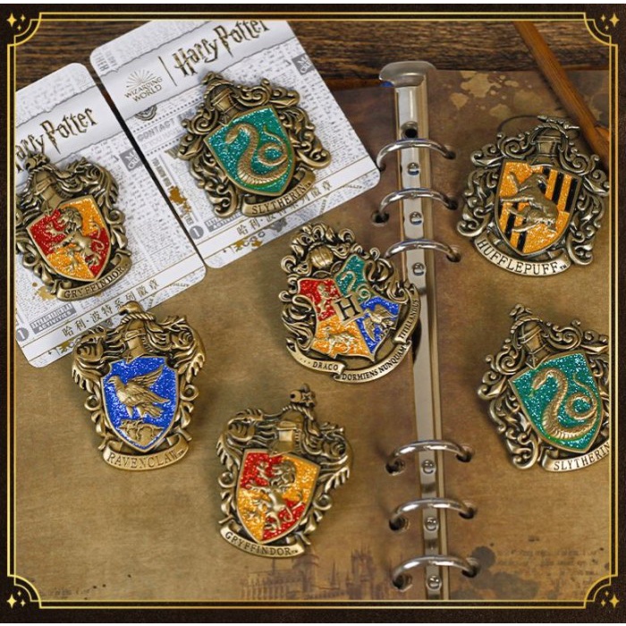 Original Pin Bros Harry Potter Wizarding World Gryffindor Hufflepuff Slytherin Ravenclaw Terlaris