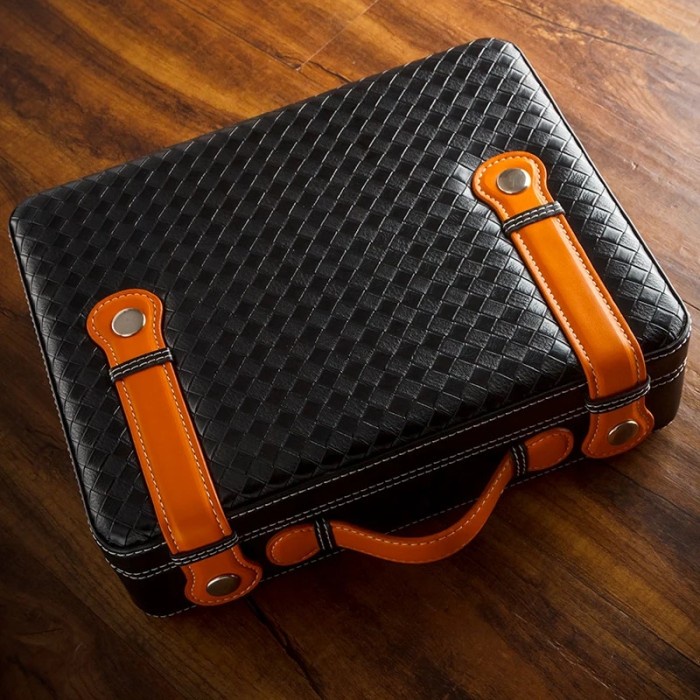 Cedar Wood Large Cigar Humidor Leather Travel Box Cigar Case