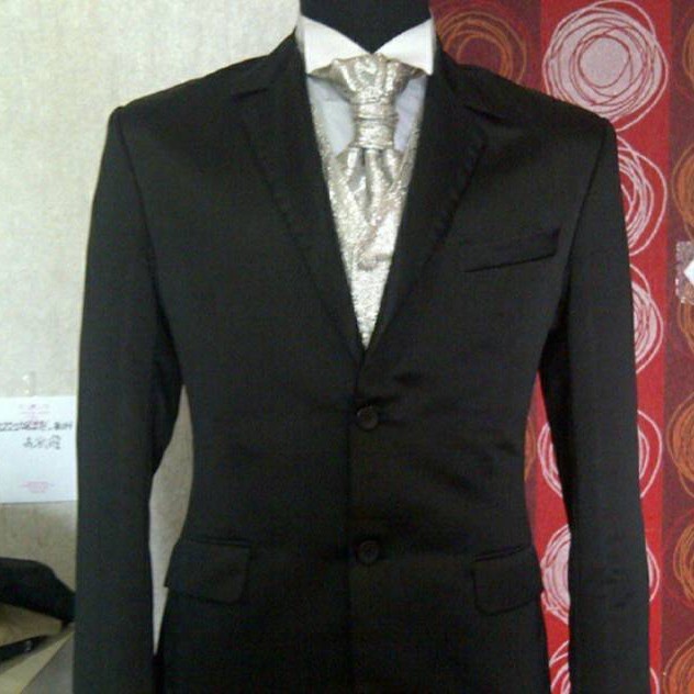 Ready Jas Pria Slimfit Hitam Kancing 2 Premium Wisuda Kerja Kantor Best Seller