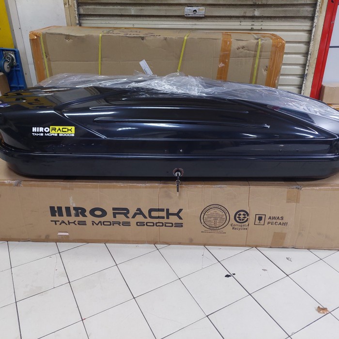 roof box hiro hitam glossy 174cm 650Liter