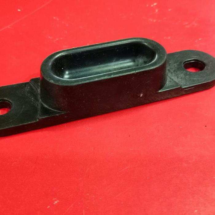 READY STOPER TAHANAN PINTU SLIDING TENGAH ORIGINAL DAIHATSU ESPASS LUXIO