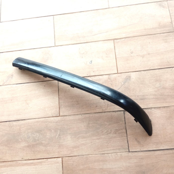 Lis Bumper Depan Kiri Bmw E46 Original (Second)