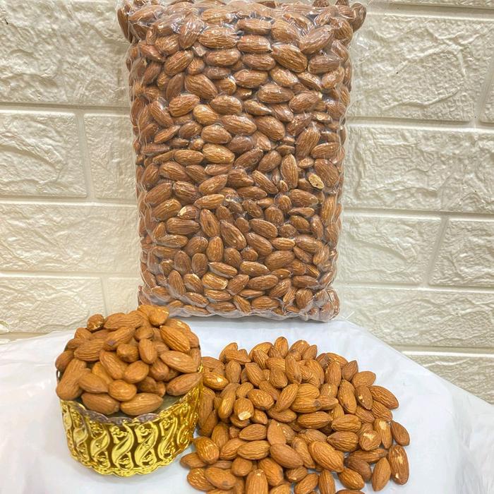 

Kuliner.Kita Kacang Almond Panggang Original