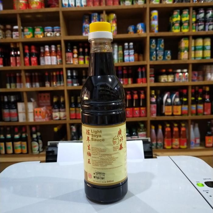 

BisaInstan- Kwong Cheong Thye Light Soya Sauce 640ml