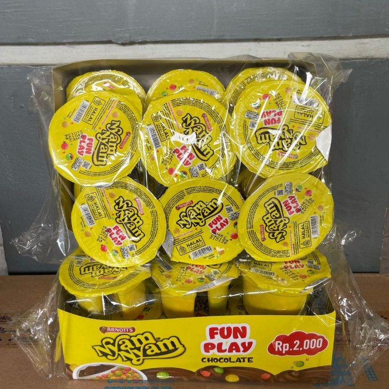 

SNACK NYAM NYAM CREAM COKELAT ISI 12 PCS 11 GR