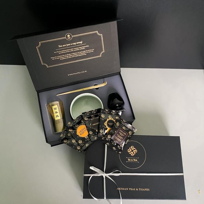 

Kirim,HariYgSama- KAZU Premium Set Hampers - Matcha Tea Set Lengkap - Natal Lebaran CNY