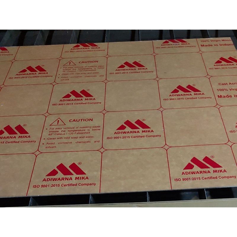 

Akrilik BENING UK 100cm x 50cm TEBAL 3mm / 4mm - ACRYLIC