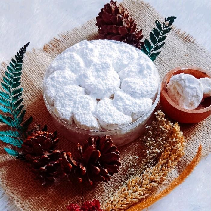 

NewZbgt- Kue Putri Salju Lembut Lumer Toples 250gr