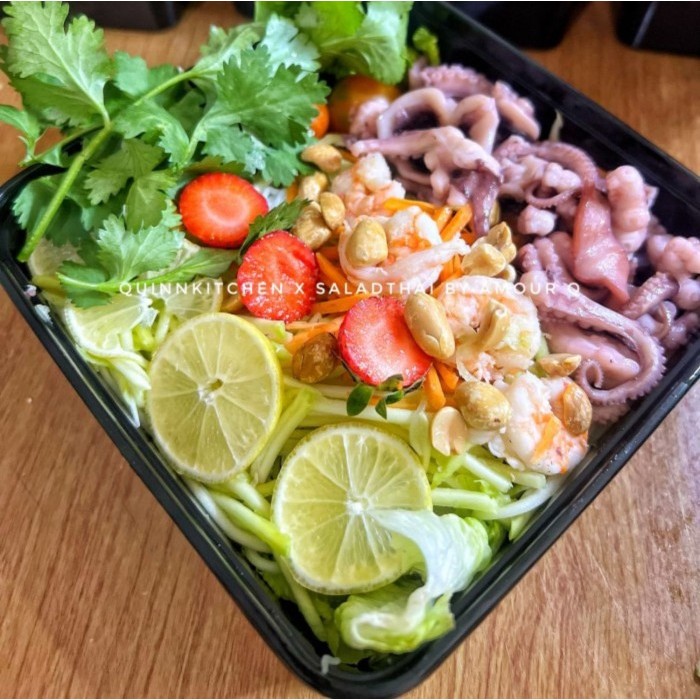 

NewZbgt- Gurita + Udang Mangga/Pepaya/Nanas Salad Thailand QuinnKitchen