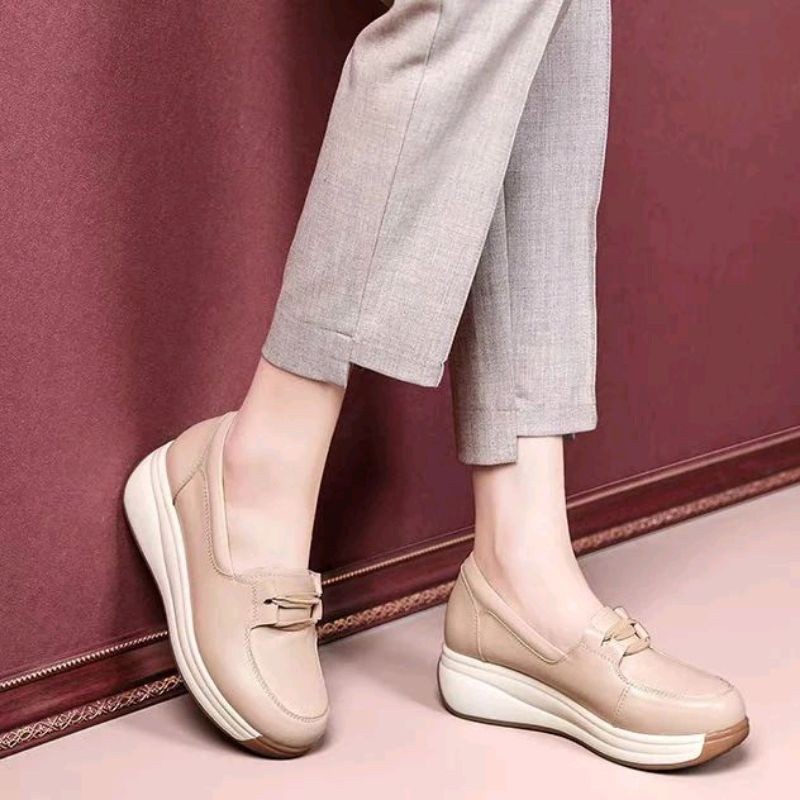 Cuci Gudang  Sepatu Wanita Import Tipe S591