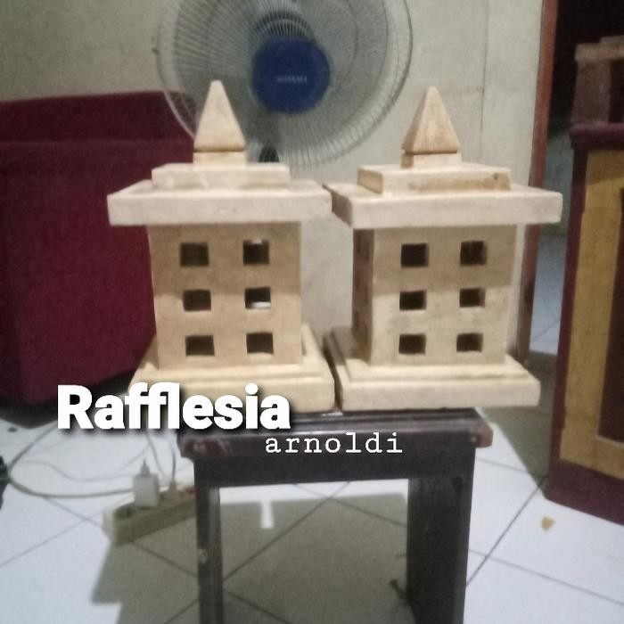 Lampion batu alam/ lampion taman paras jogja