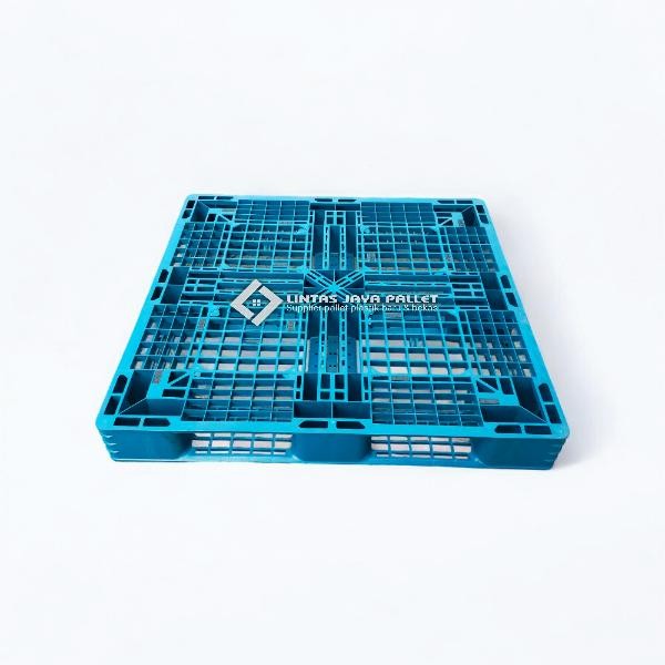 

TERLARIS Pallet plastik ukuran 110x110x12 cm / Pallet plastik bekas