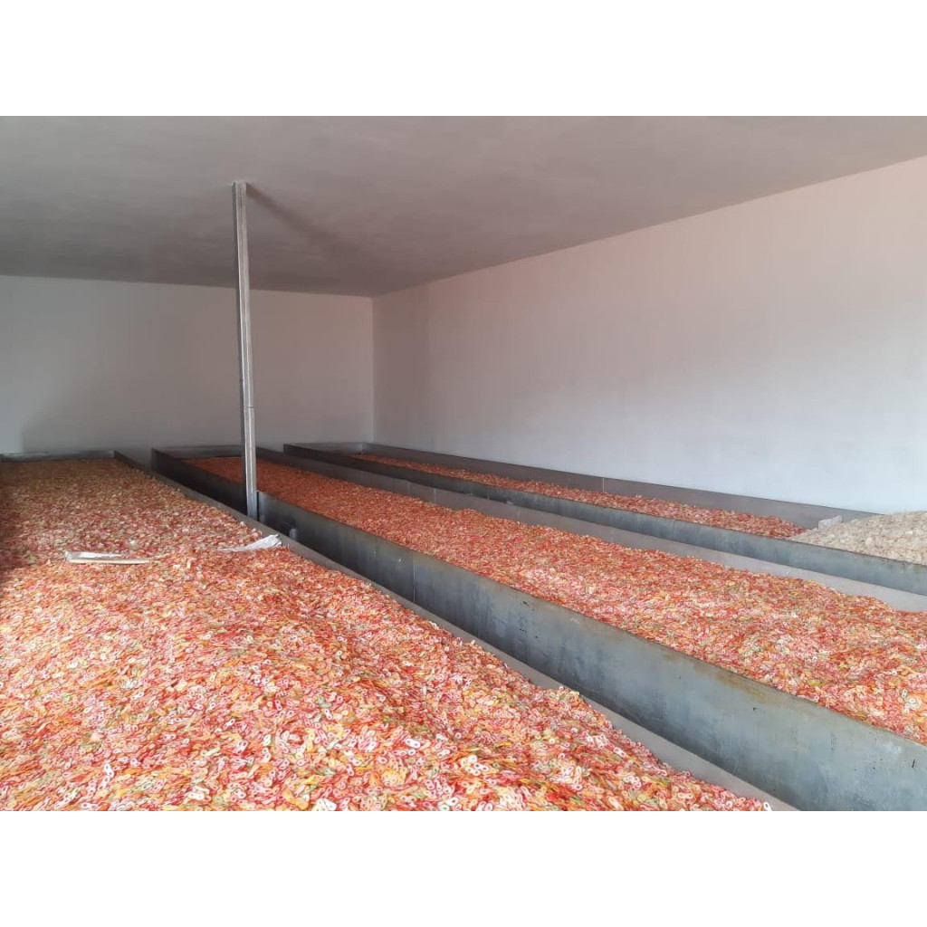 

Dapur Joglo Kerupuk Mentah Cap Purnama Abadi 1 Kg