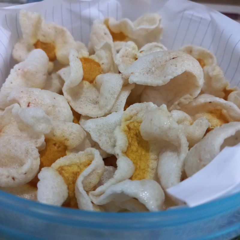 

Dapur Joglo Kerupuk Telur Asin Mentah 250 Gram