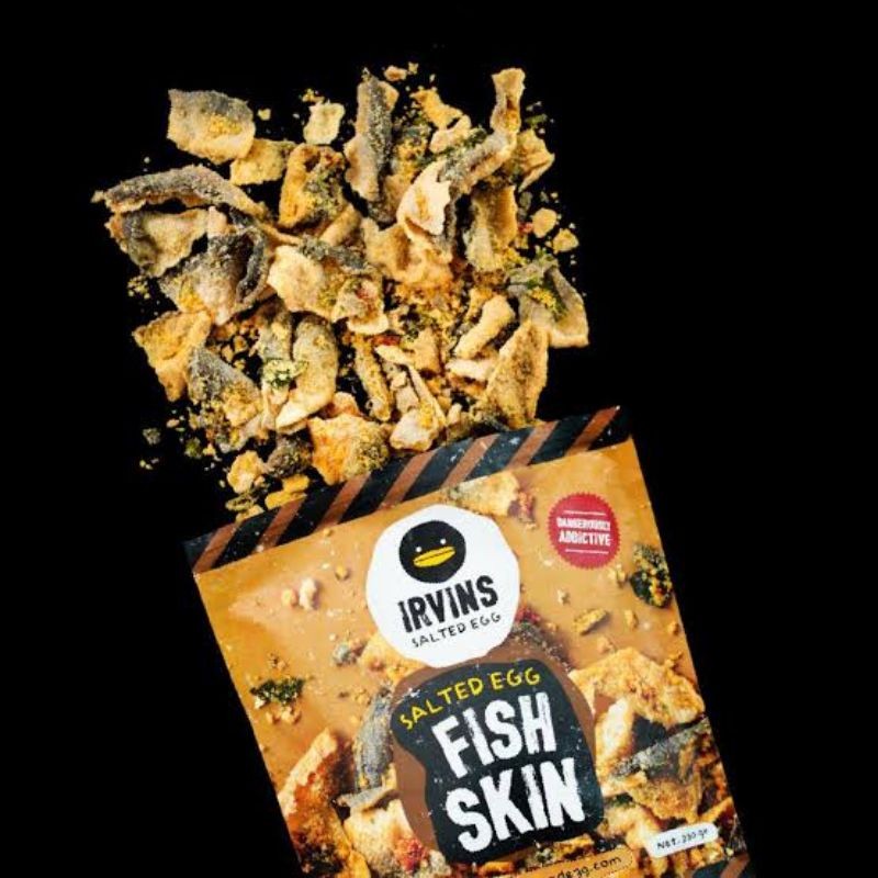 

READY STOCK! IRVINS Salted Egg Fish Skin 210 Gram (Singapore)