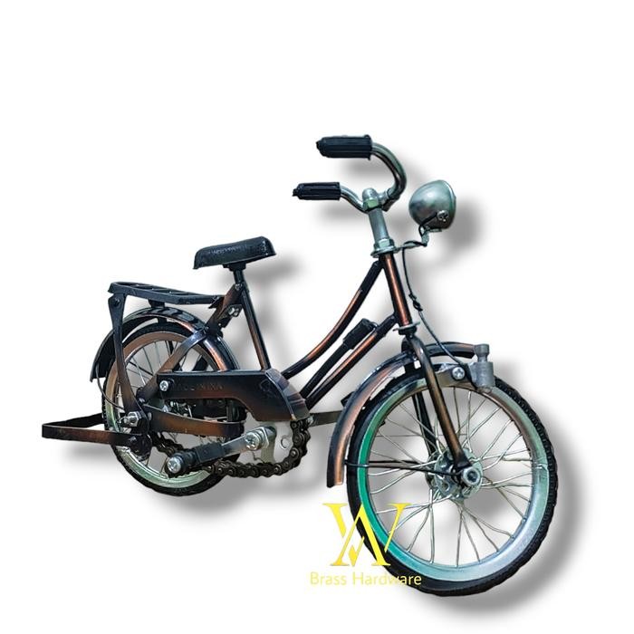 Miniatur Sepeda Onthel Cewek / Miniatur Sepeda Jawa - Sepeda Onthel