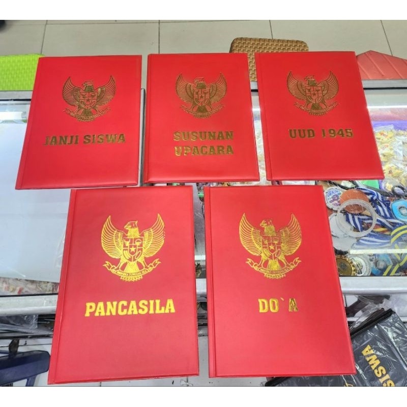 

READY STOK MAP UPACARA KULIT EMBOS UK.F4 SATU PAKET ISI 5