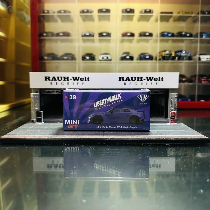 SALE  SALE MINI GT 39 LB WORKS NISSAN GTR R35 MAGIC PURPLE JAPAN EXCLUSIVE READYY READYY
