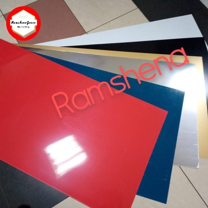 

Ready- Gravoply/Bahan Name Tag/ Grafir/Laser/60X120Cm Tebal 1.5Mm