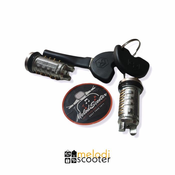 Kunci Kontak dan Jok Piaggio Zip Fly Liberty