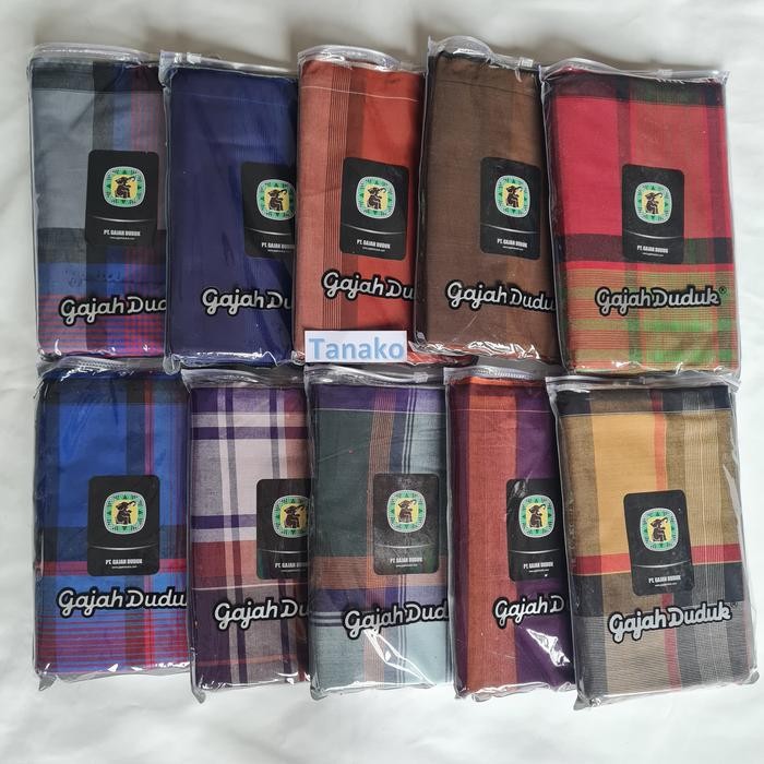 Kain Sarung Gajah Duduk.