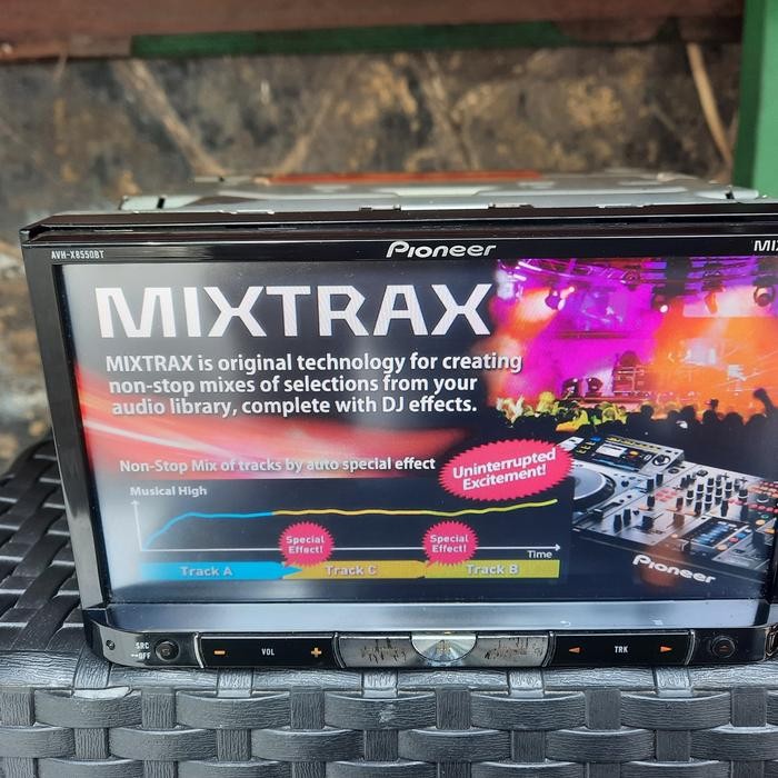pioneer avh-x8550bt mixtrax