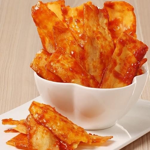 

[Halal] Keripik Singkong Christine Hakim Asli Padang 500Gr / Kristin Hakim Kripik Balado Pedas Manis