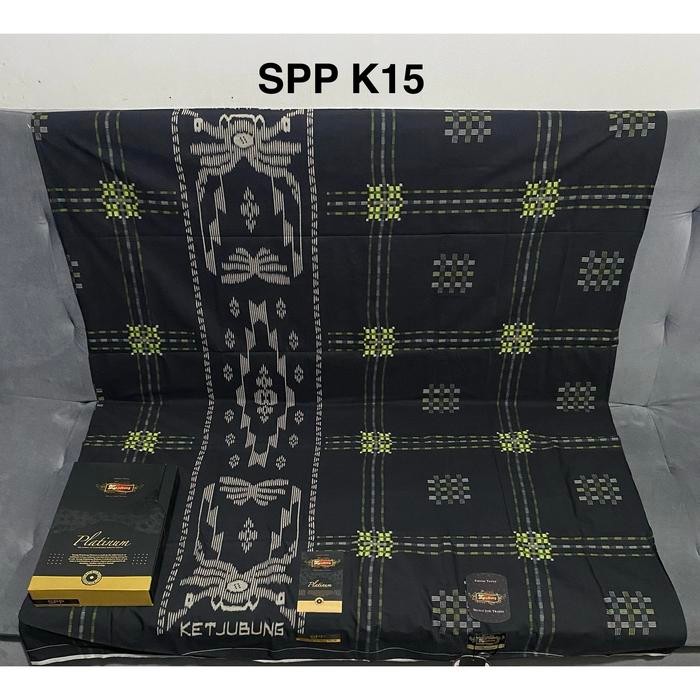 Alwan- Sarung Ketjubung Platinum Gold Spp Hitam Putih