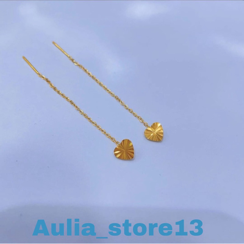 Anting titanium tusuk jarum bentuk love