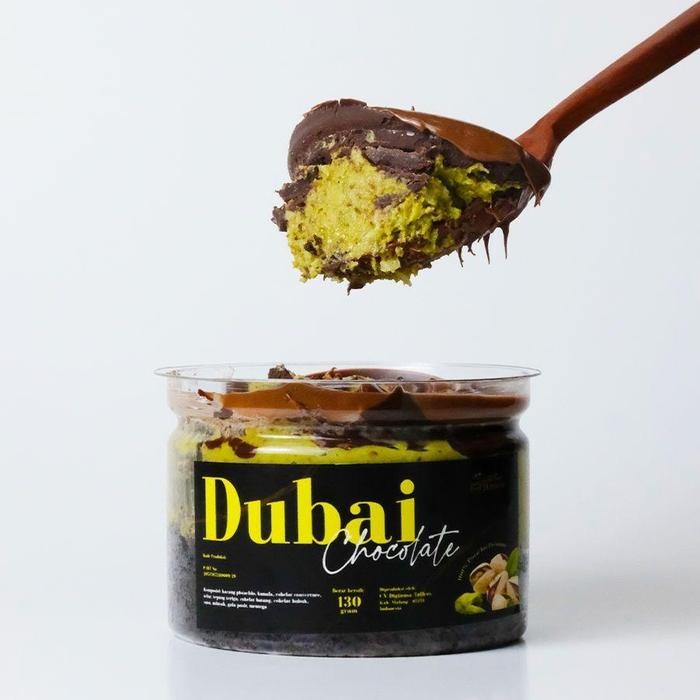 

New Cokelat Dubai Kunafa Pistachio Brownies Premium