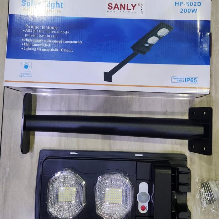 Lampu Jalan Solar Panel / Lampu Jalan Tenaga Surya / Lampu Jalan Solar Cell Outdoor